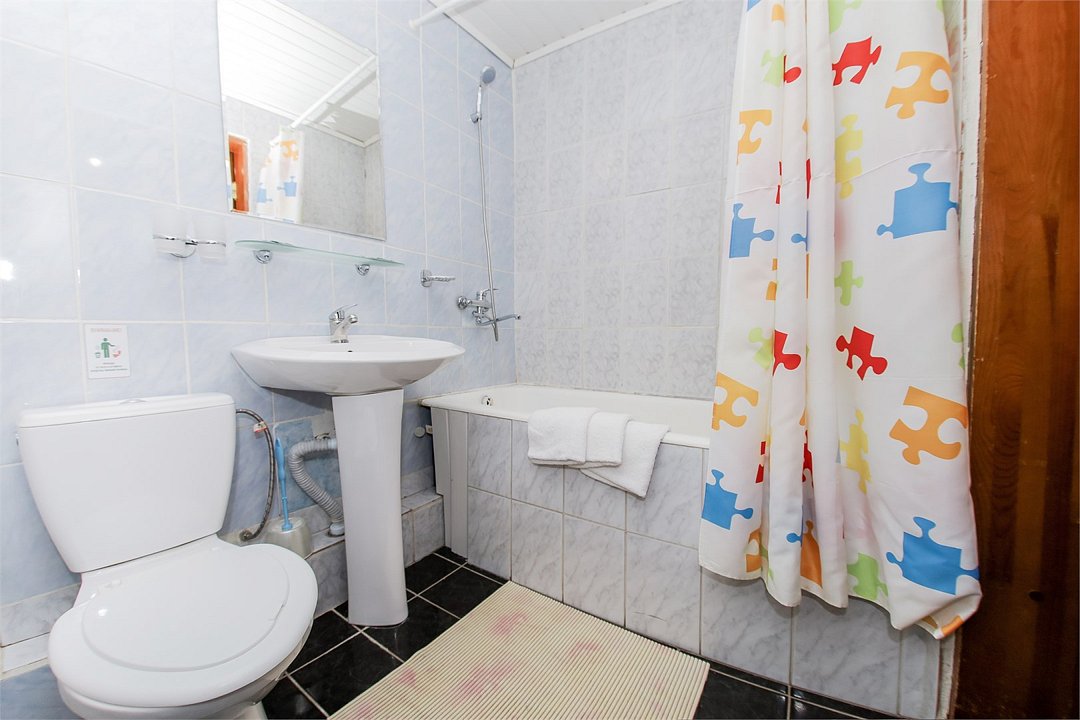 Стандартный 3-местный 2-комнатный (без балкона)