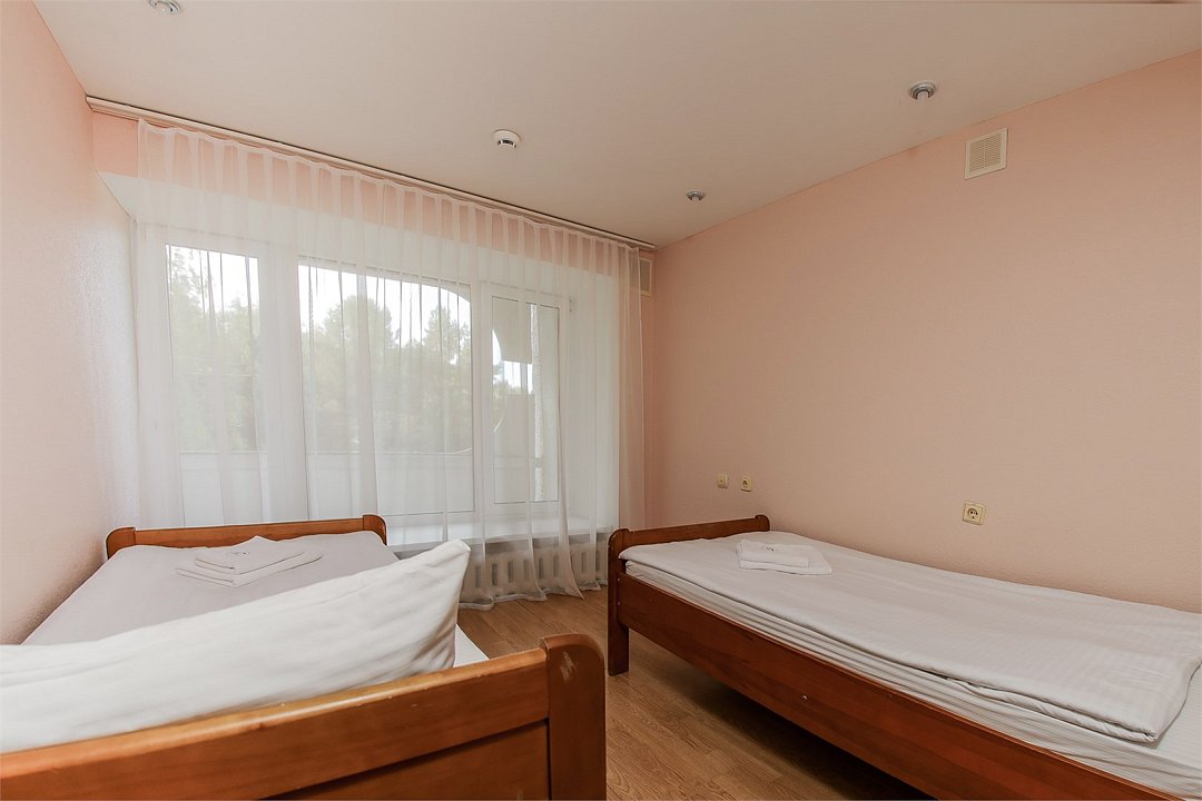 Стандартный 3-местный 2-комнатный (с балконом)