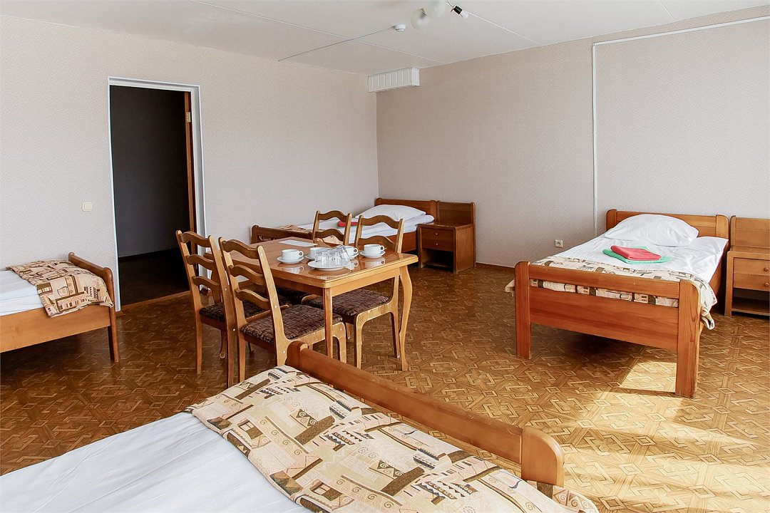 Стандартный 4-местный (с балконом) Фестивальная