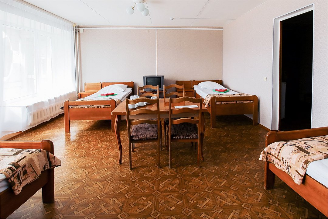 Стандартный 4-местный (с балконом) Фестивальная