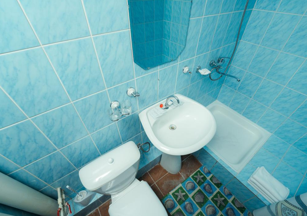 Стандартный 4-местный (с балконом) Фестивальная