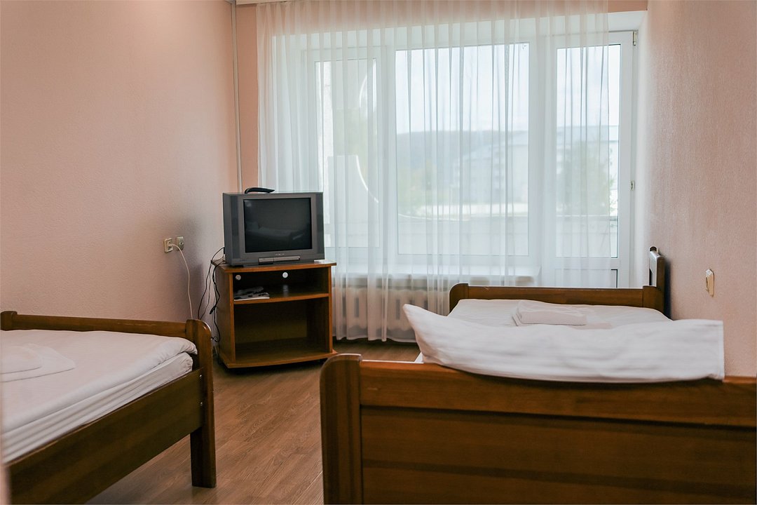 Стандартный 4-местный 2-комнатный (с балконом)