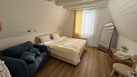 Коттедж «А-фрейм» Дачная 3, Дома в аренду Поле Glamping, Калужская