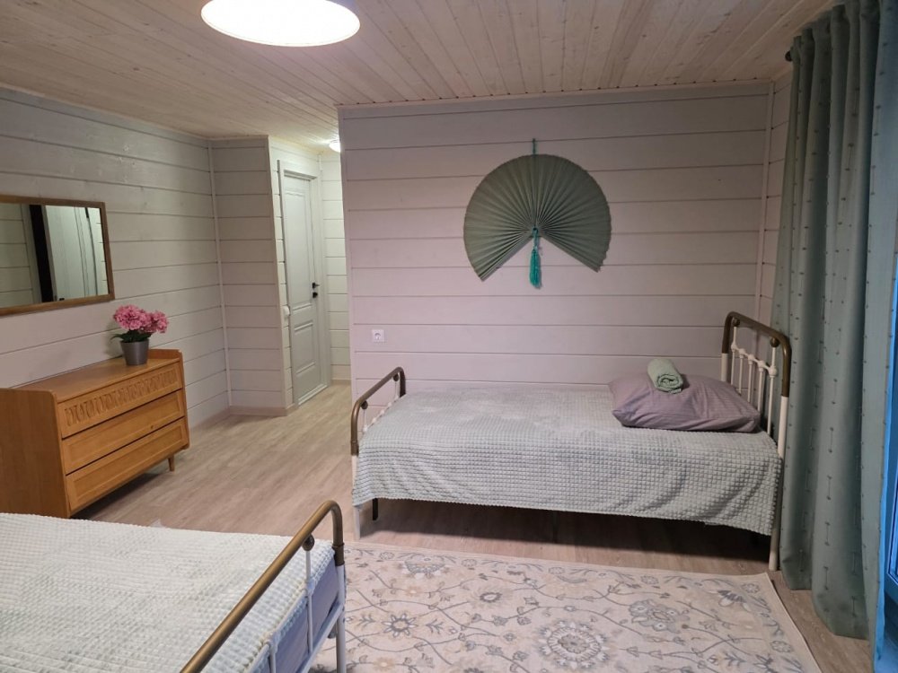 Стандартный 3-местный с удобствами №7 (3 этаж)