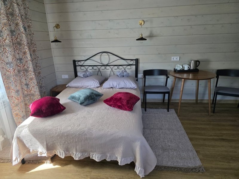 Стандартный 4-местный с удобствами №5 (3 этаж)