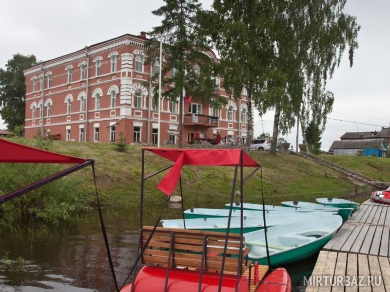 Причал для катеров и яхт — Загородный клуб «Волхов мост», Чудово