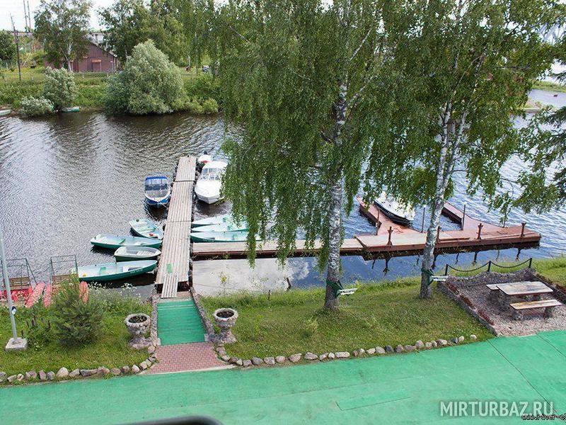 Причал для катеров и яхт — Загородный клуб «Волхов мост», Чудово