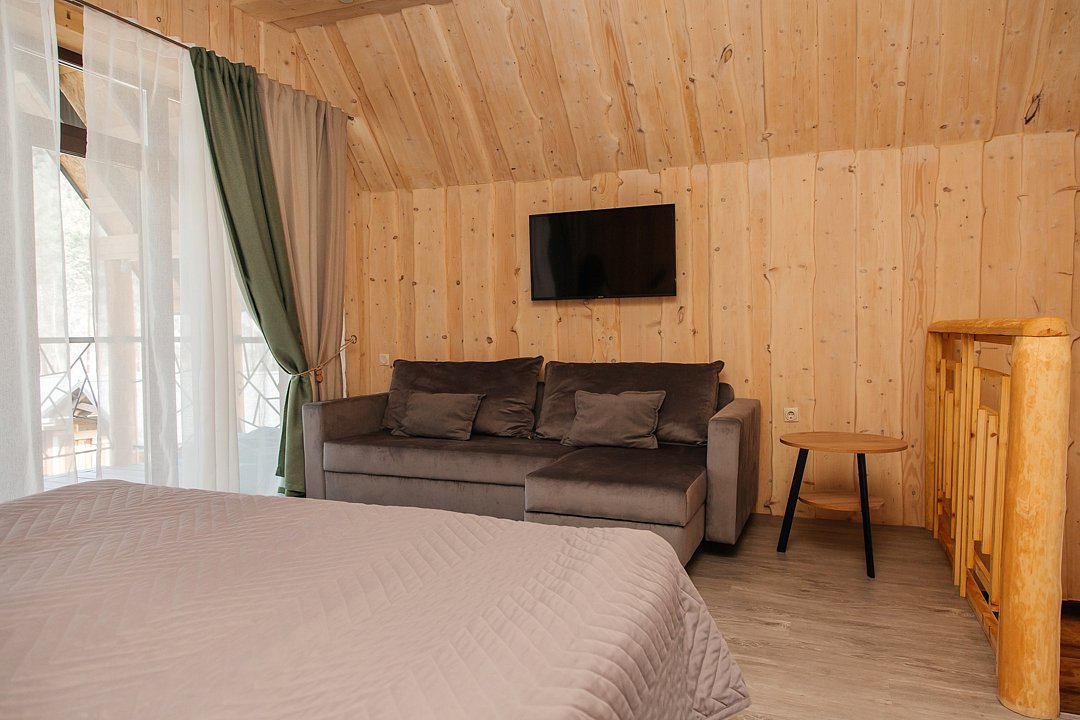 Дом 4-местный 2-комнатный Б8 (13 район)