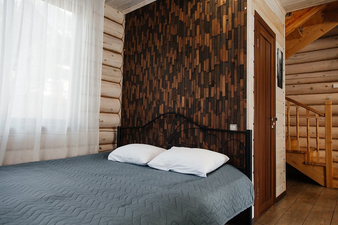 Дом 6-местный 2-комнатный О1 (с камином)