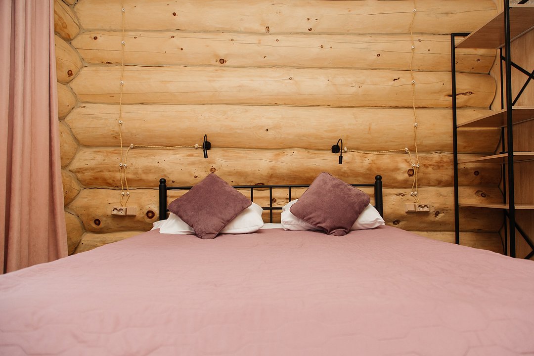 Люкс 4-местный 2 комнатный (4 корпус, 1 этаж)