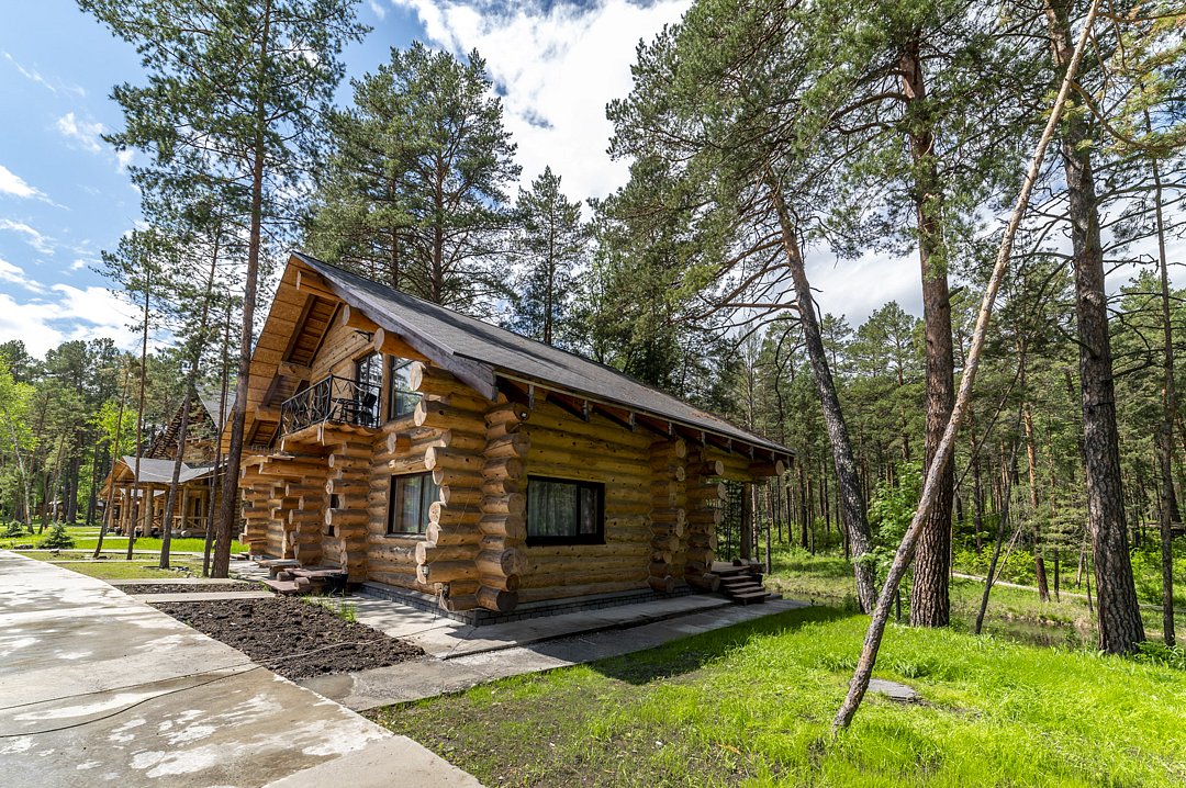 Номер 2-местный К4 (1 этаж, вид на озеро)