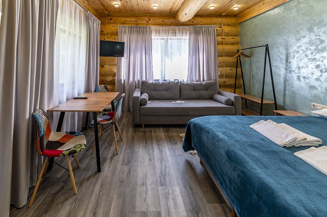 Номер 2-местный К4 большой (1 этаж, вид на территорию)