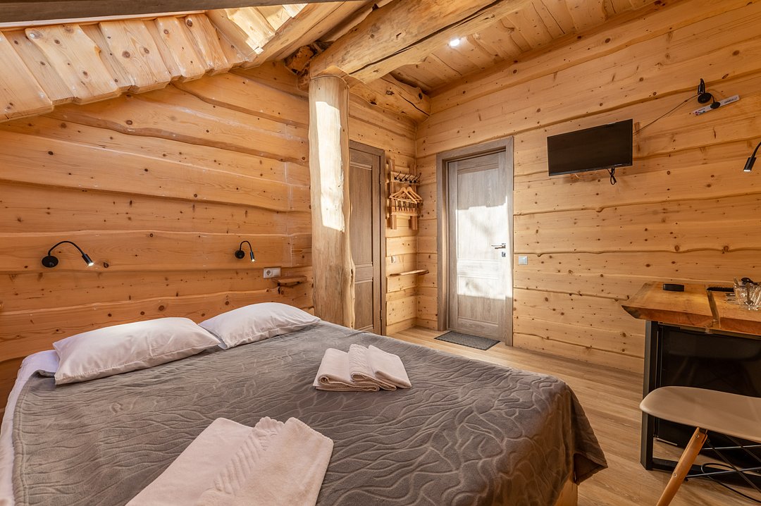 Номер 4-местный 2-комнатный (2 этаж) без кухни