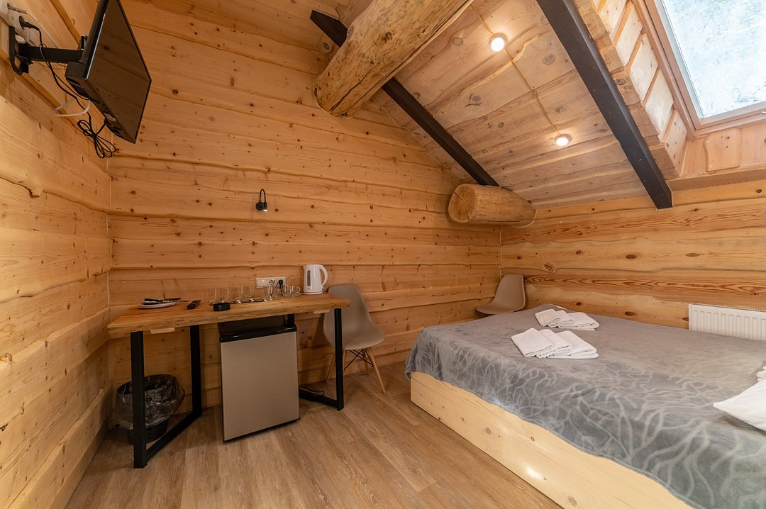 Номер 4-местный 2-комнатный (2 этаж) без кухни