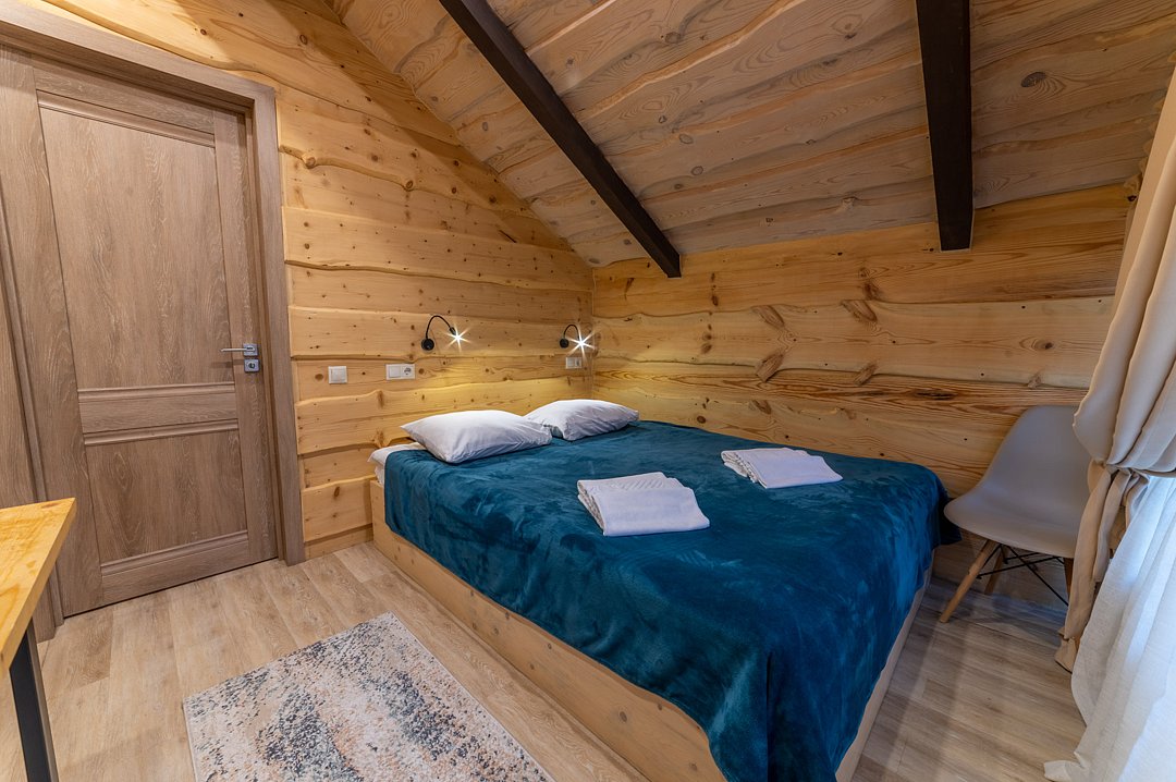 Номер 4-местный 2-комнатный (2 этаж) без кухни