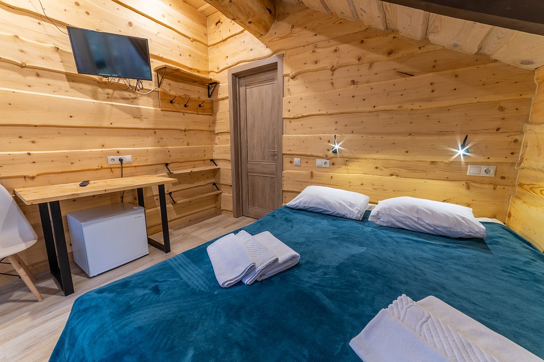 Номер 4-местный 2-комнатный (2 этаж) без кухни