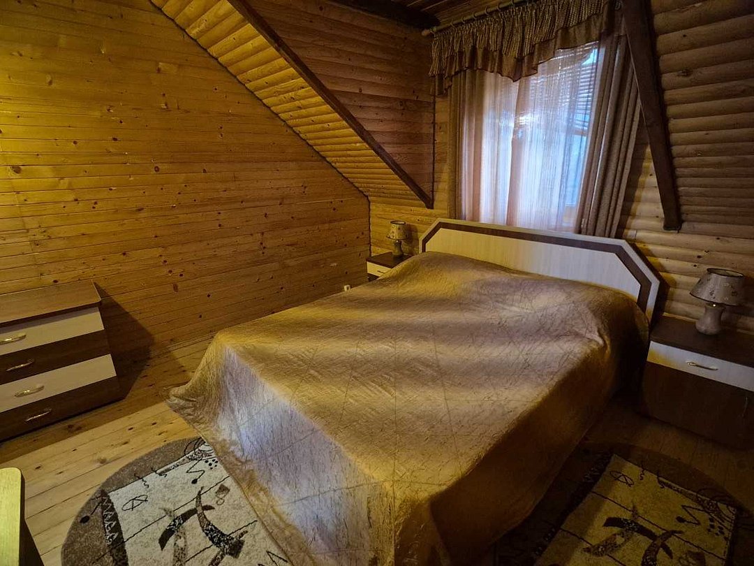 Номер 2-местный 2-комнатный (деревянный коттедж, 2 этаж)