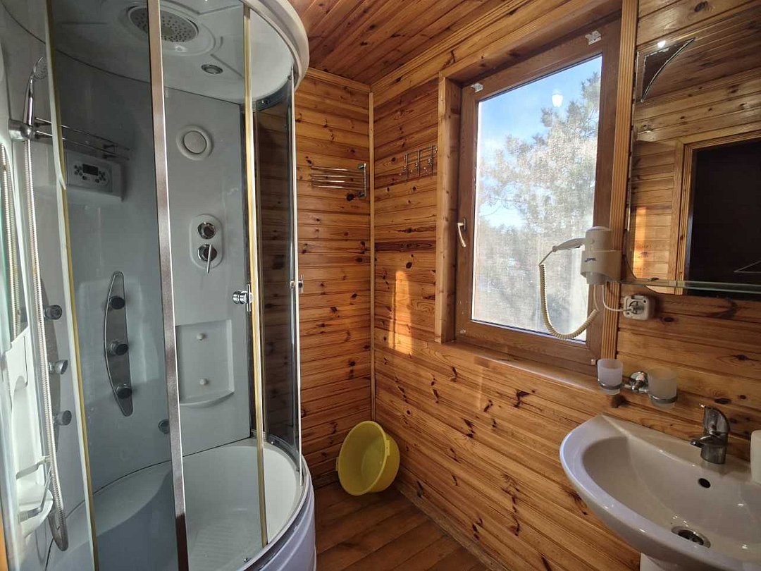 Номер 2-местный 2-комнатный (деревянный коттедж, 2 этаж)