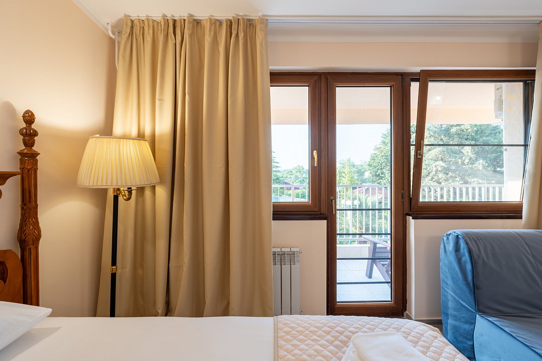 Стандартный 3-местный 1-комнатный (с балконом)