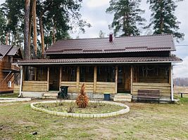 Бревенчатый сруб-двухэтажный номер, База отдыха Глухомань, Лушниковка