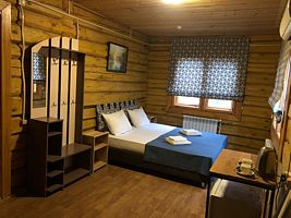 Русский Витязь-Семейный, База отдыха Глухомань, Лушниковка
