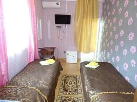 Двухместный номер Повышенной комфортности (2 отдельные кровати), База отдыха Золотая бухта, Пицунда