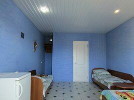 Стандарт 1-но комнатный  3-х местный с кондиционером, Гостевой дом Карина, Поповка