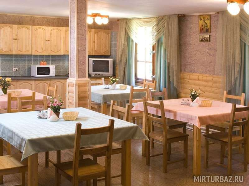 Интерьер столовой