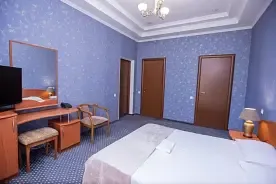 3-x местный 2-х комн. люкс студио, Гостевой дом Альмира, Адлер
