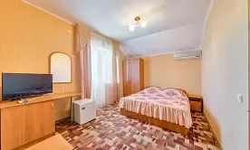 2-x местный стандарт Корпус 2 с балконом, Гостевой дом Белая лебедь, Геленджик