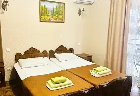 1-мест. (разм. в 2-мест.) станд. с балк., Гостевой дом Эльбрус, Сочи