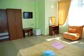 Двухместный номер Comfort (2 отдельные кровати), Гостевой Дом Green, Сочи