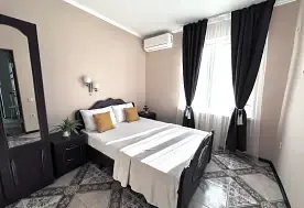 3-мест. (разм. в 4-мест.) 2-комн. семейный (с террасой), Гостевой дом Noshen, Лазаревское