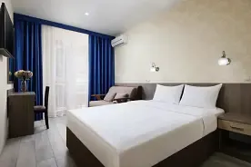 Двухместный номер Standard с балконом (двуспальная кровать), Пансионат Undersun, Витязево