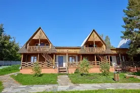 Двухместный номер Мансарда с балконом и с красивым видом из окна (двуспальная кровать), Кемпинг База отдыха Кумкуль Парк, Аргаяш