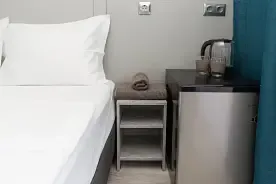 Двухместный дом у озера с видом на лес (двуспальная кровать), Кемпинг База отдыха Кумкуль Парк, Аргаяш