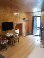 Трёхместный номер Стандартный с видом на горы, База отдыха Поместье Холодный ручей, Горячий Ключ