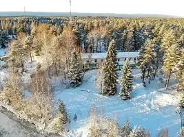 Коттедж с 3 комнатами с видом на озеро, База отдыха Рассвет, Нововилговское