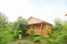 Коттедж c 1 комнатой с видом на реку, Bars glamp, село Узнезя
