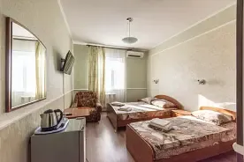 Трёхместный номер Стандарт, Гостевой дом Фиеста, Кабардинка