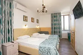 Двухместный номер Comfort с балконом (двуспальная кровать), Гостевой дом Грэй-С, Феодосия