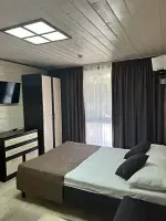 Коттедж, Гостевой комплекс Альтаир, Пересыпь