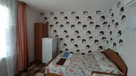 Трёхместный номер Стандарт с красивым видом из окна, Гостевой дом У Борисовны, Анапа