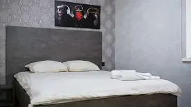 Семейный номер с 2 комнатами с балконом и с видом на внутренний двор, Гостевой дом Forest, Пятигорск