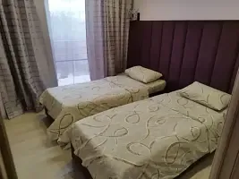 Run of House, Гостевой дом Barnhouse, Симферополь