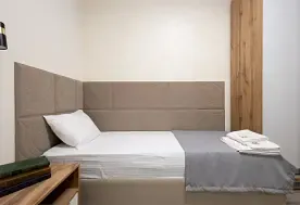 1-мест. (разм. в 2-мест.) 2-уровн. 3-комн. люкс в коттедже №10, База отдыха Адлер, Сириус