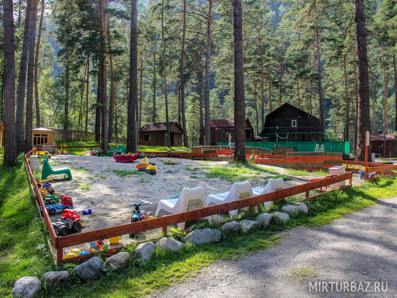 Эко деревня сибиряки горный алтай. На деревню к дедушке. Экодеревня сибиряки. Экодеревня сибиряки. В деревне сибиряк.