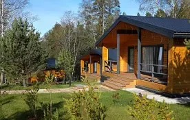Коттедж 4- местный с балконом, База отдыха Forest Green, Озёрное