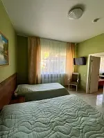 Коттедж Дом 4-местный 2-комн., База отдыха Ромашка, Широкая Балка