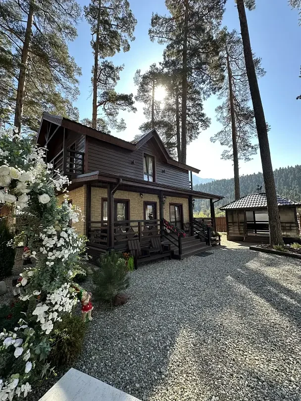 База отдыха Сосновый Бор-Pin Forest, Республика Карачаево-Черкесия, Архыз 